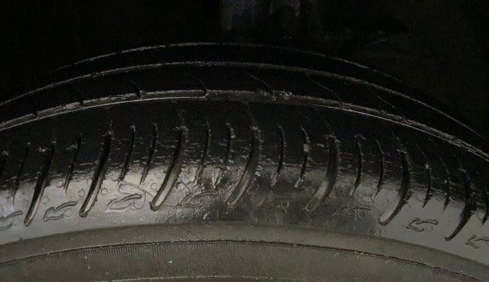 2020 Maruti Baleno SIGMA PETROL 1.2, Petrol, Manual, 55,252 km, Right Front Tyre Tread