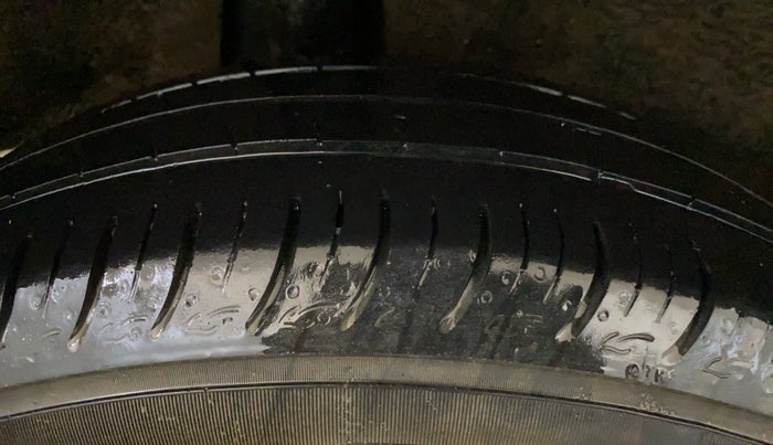 2020 Maruti Baleno SIGMA PETROL 1.2, Petrol, Manual, 55,252 km, Right Rear Tyre Tread