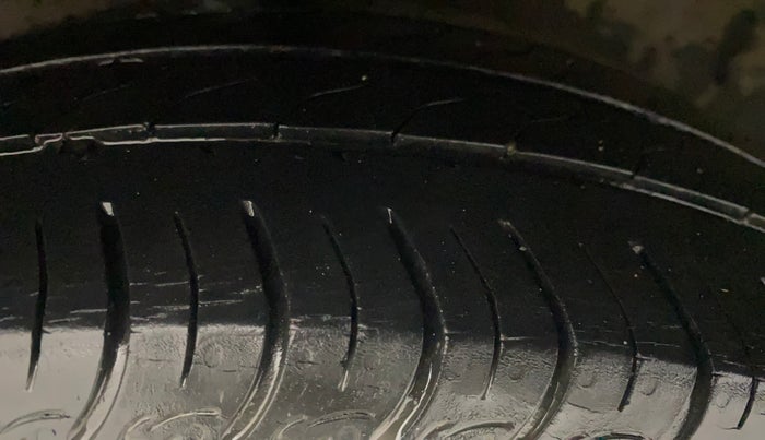 2021 Honda Amaze 1.2L I-VTEC VX, Petrol, Manual, 25,527 km, Right Rear Tyre Tread