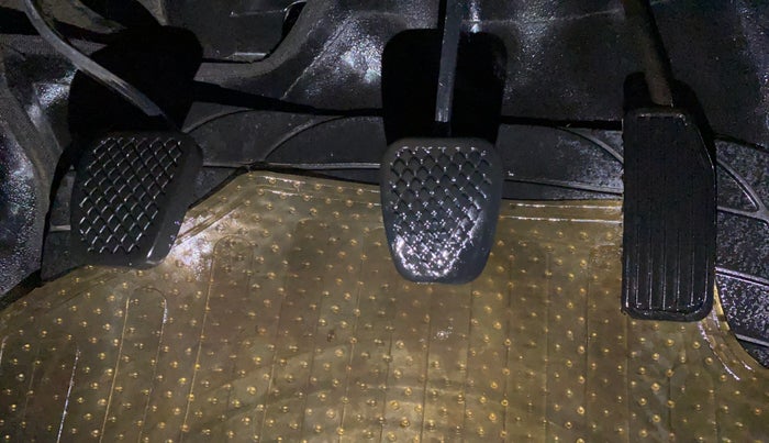 2017 Honda BR-V 1.5L I-VTEC VX, Petrol, Manual, 59,200 km, Pedals