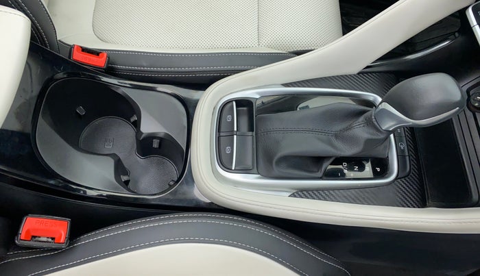 2022 MG ASTOR SHARP (O) 1.5 CVT IVORY, Petrol, Automatic, 2,091 km, Gear Lever