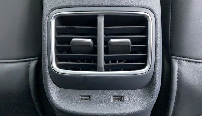 2022 MG ASTOR SHARP (O) 1.5 CVT IVORY, Petrol, Automatic, 2,091 km, Rear AC Vents