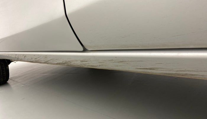 2017 Maruti Alto 800 LXI, Petrol, Manual, 53,379 km, Left running board - Minor scratches