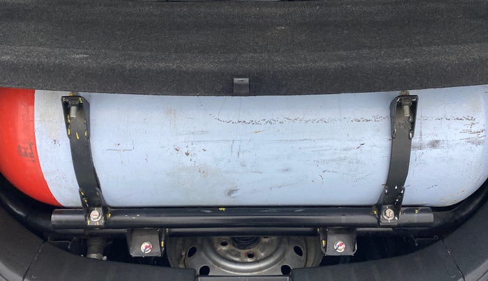 2015 Maruti Wagon R 1.0 LXI CNG, CNG, Manual, 64,616 km, Boot Inside