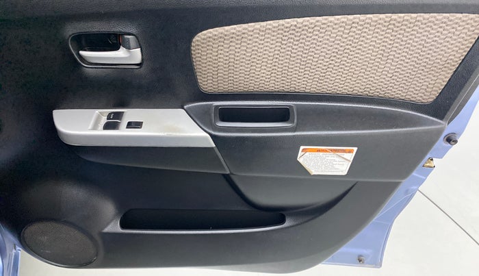2015 Maruti Wagon R 1.0 LXI CNG, CNG, Manual, 64,616 km, Driver Side Door Panels Control