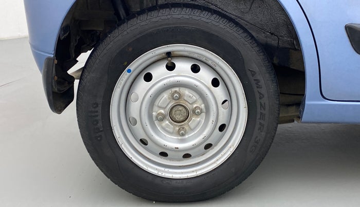2015 Maruti Wagon R 1.0 LXI CNG, CNG, Manual, 64,616 km, Right Rear Wheel