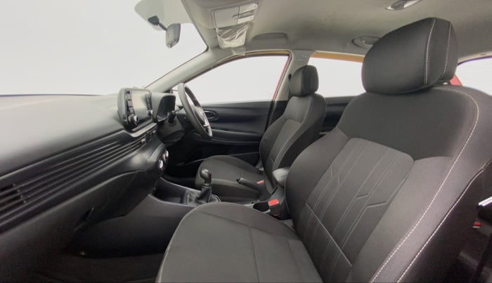 2021 Hyundai NEW I20 SPORTZ 1.2 MT, Petrol, Manual, 11,601 km, Right Side Front Door Cabin