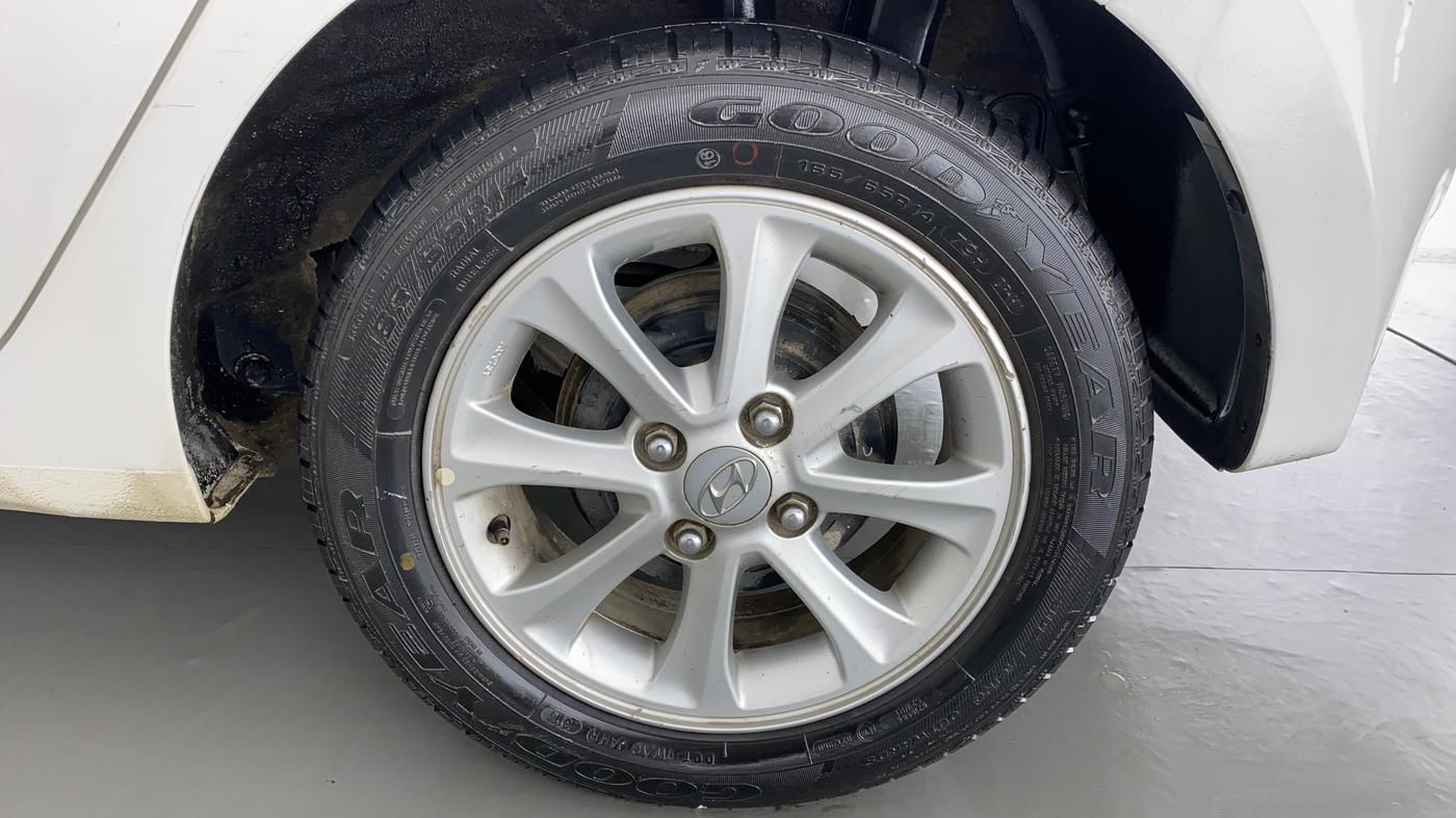 2014 Hyundai Grand i10 ASTA 1.2 AT VTVT, Petrol, Automatic, 57,770 km, Left Rear Wheel