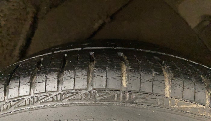 2013 Hyundai i20 ASTA 1.2, Petrol, Manual, 52,206 km, Left Rear Tyre Tread