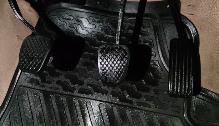 2014 Honda Amaze 1.2L I-VTEC VX, Petrol, Manual, 27,741 km, Pedals