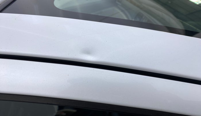 2015 Maruti Ciaz ZXI, Petrol, Manual, 57,465 km, Right A pillar - Slightly dented