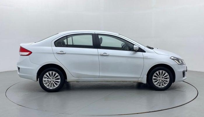 2015 Maruti Ciaz ZXI, Petrol, Manual, 57,465 km, Right Side