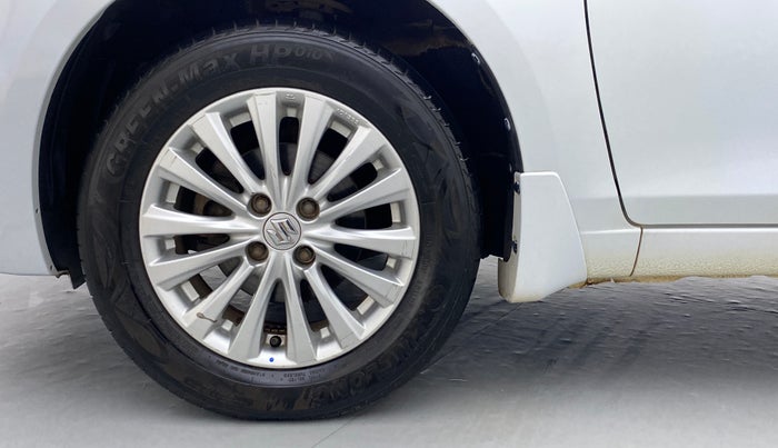 2015 Maruti Ciaz ZXI, Petrol, Manual, 57,465 km, Left Front Wheel
