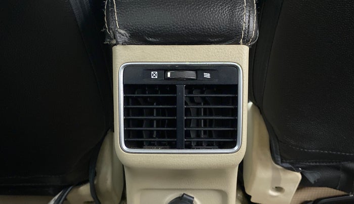 2015 Maruti Ciaz ZXI, Petrol, Manual, 57,465 km, Rear AC Vents