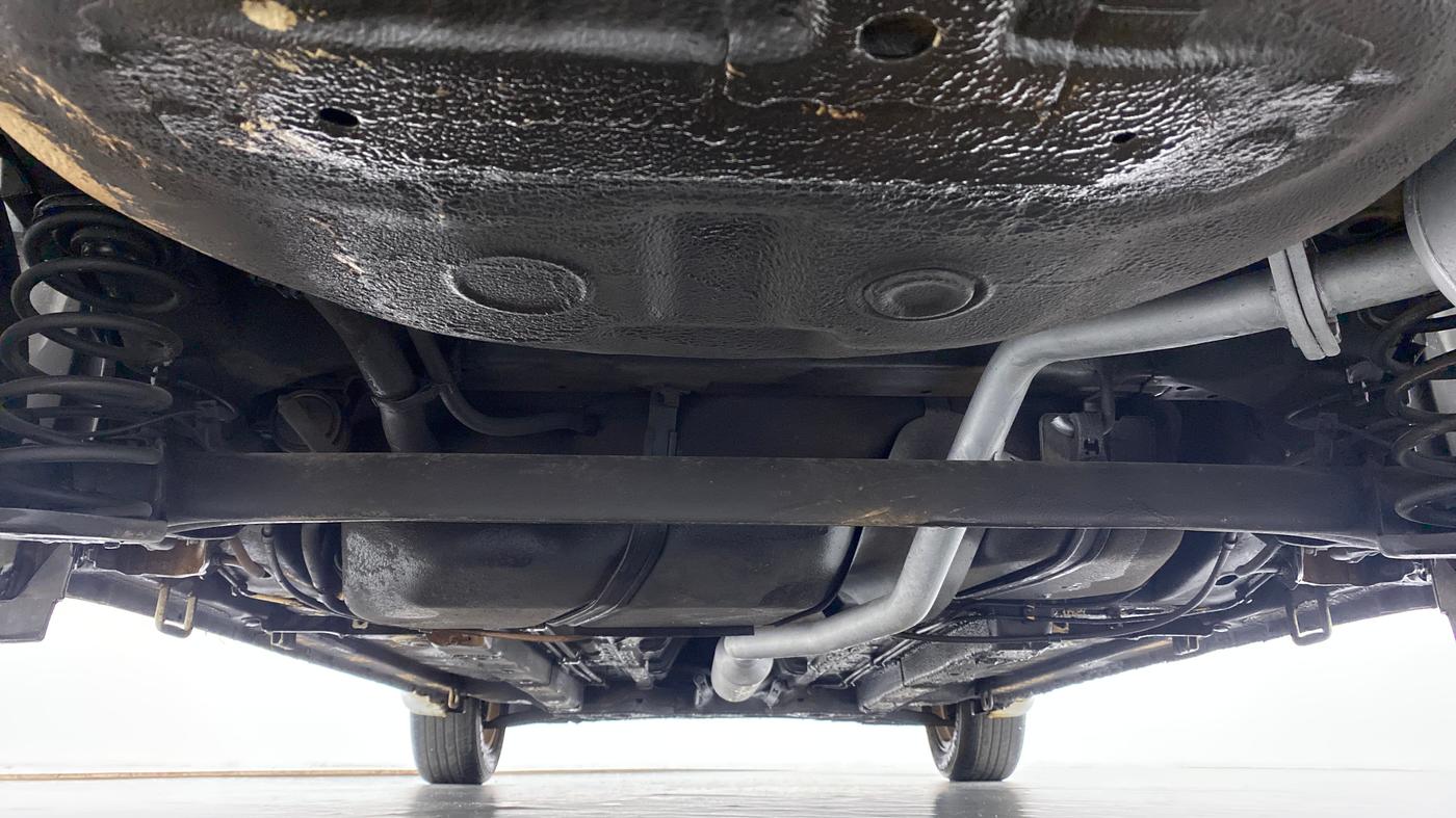 2015 Maruti Ciaz ZXI, Petrol, Manual, 57,465 km, Rear Underbody