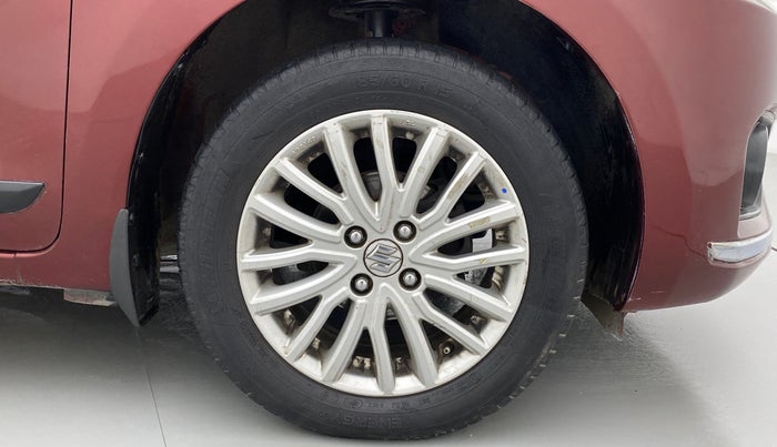 2017 Maruti Dzire ZDI AMT, Diesel, Automatic, 86,985 km, Right Front Wheel