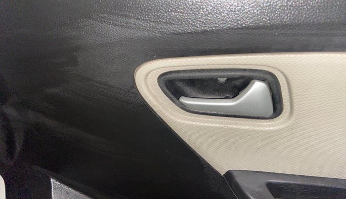 2020 Maruti Alto LXI, Petrol, Manual, 25,461 km, Driver Side Door Panels Control