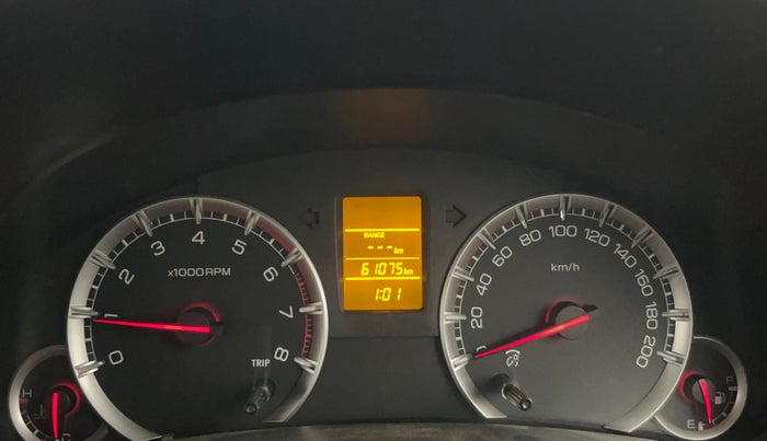 2015 Maruti Swift Dzire VXI, Petrol, Manual, 61,070 km, Odometer Image