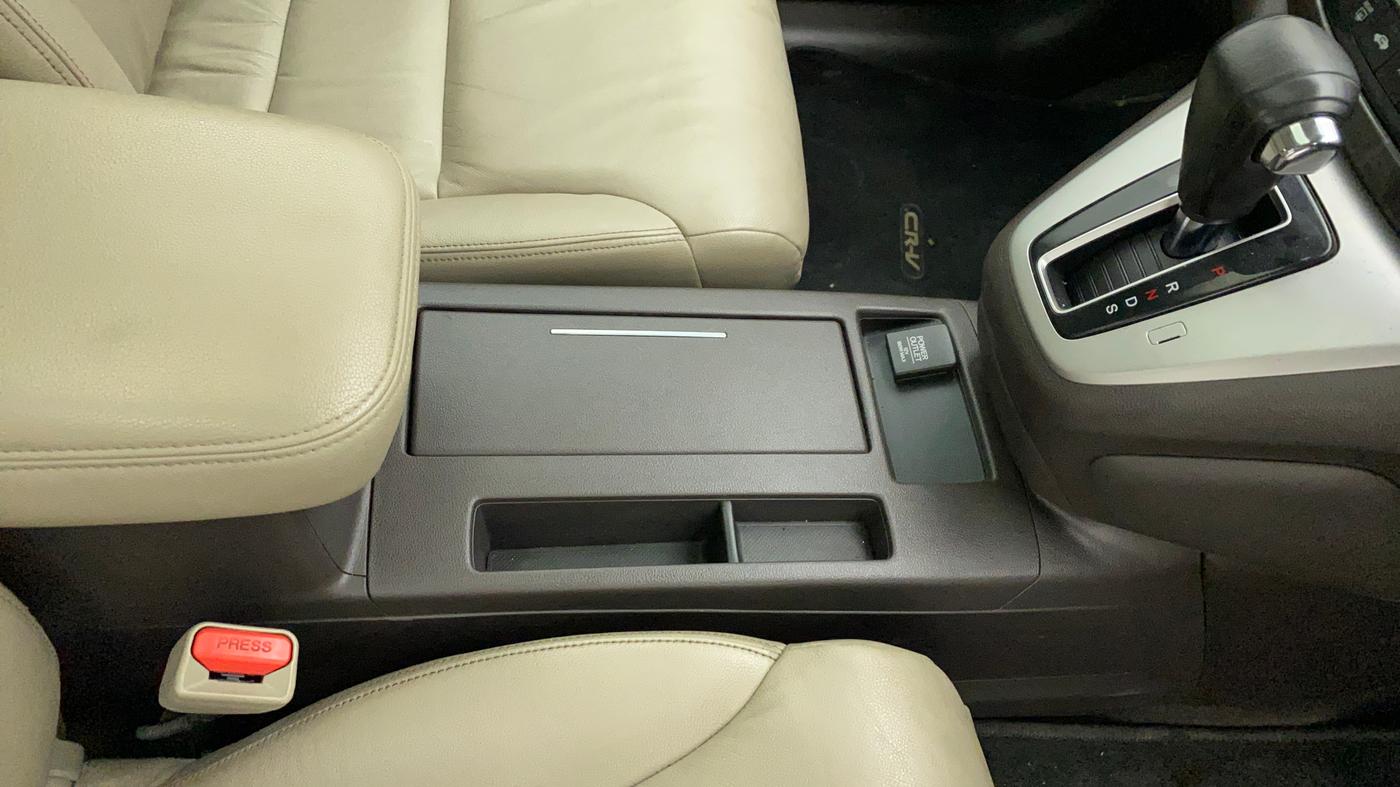 2016 Honda CRV 2.4 AWD AT, Petrol, Automatic, 81,150 km, Gear Lever