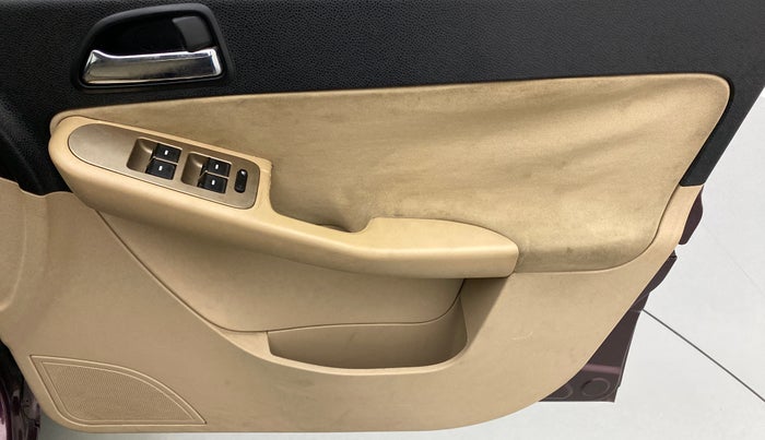 2012 Tata Manza VX QUADRAJET, Diesel, Manual, 29,152 km, Driver Side Door Panels Control