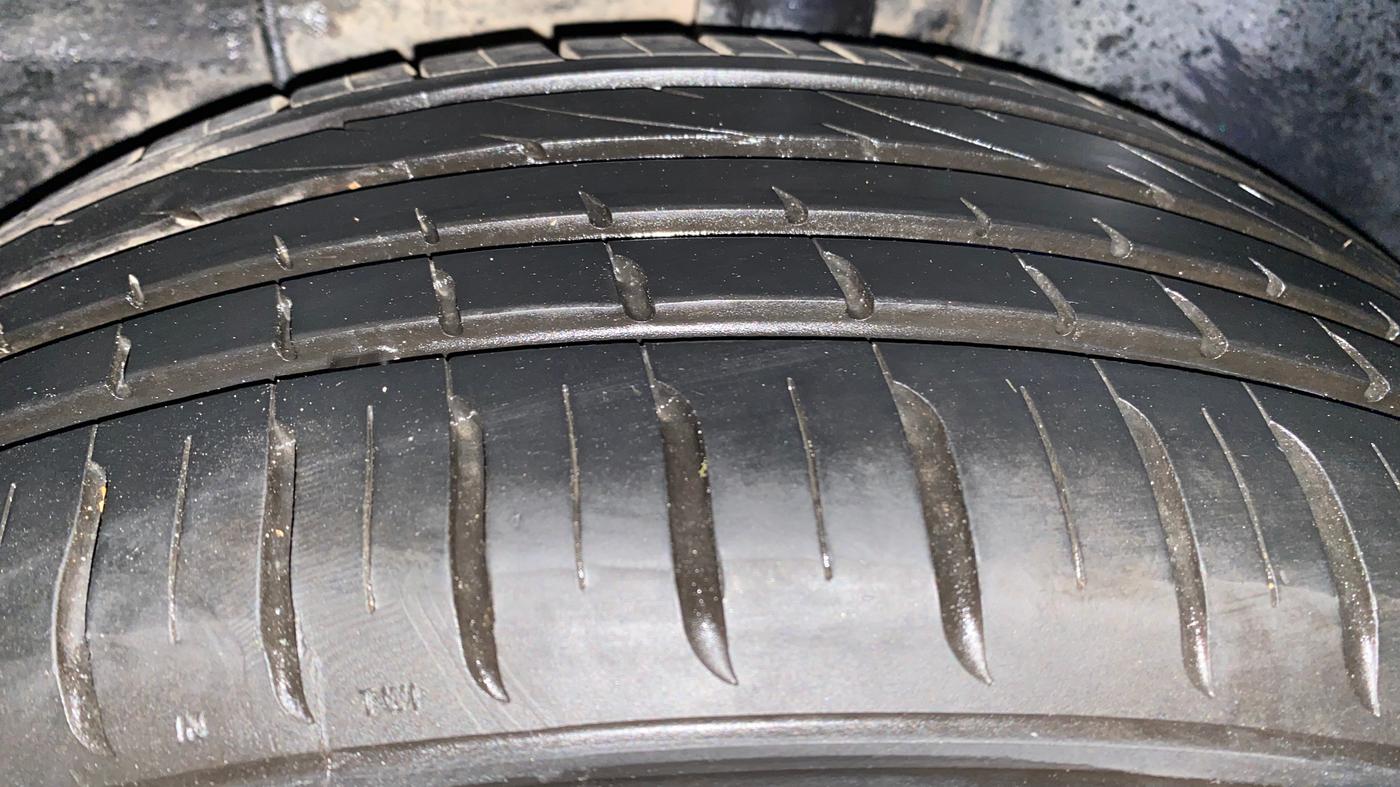2022 Tata ALTROZ XZA, Petrol, Automatic, 49,557 km, Left Rear Tyre Tread