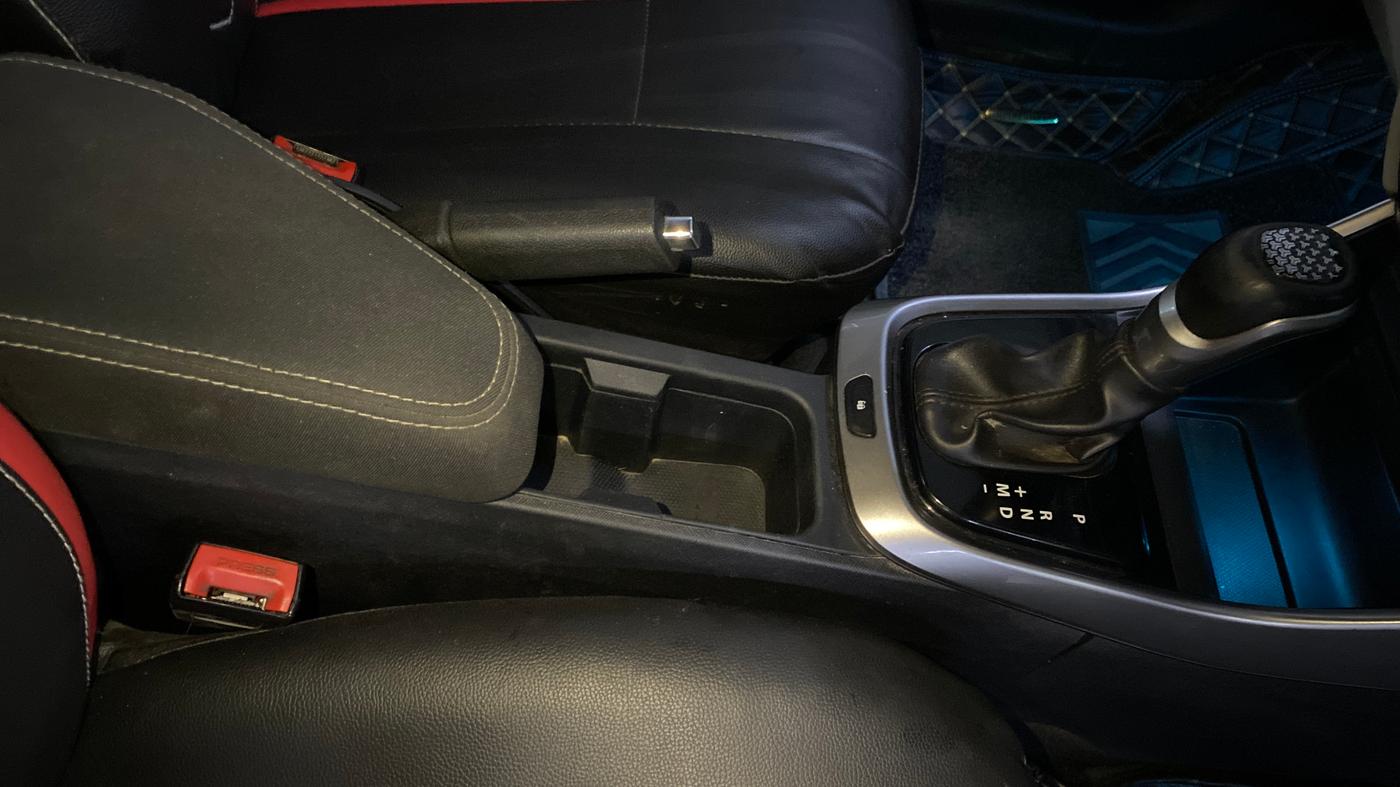 2022 Tata ALTROZ XZA, Petrol, Automatic, 49,557 km, Gear Lever