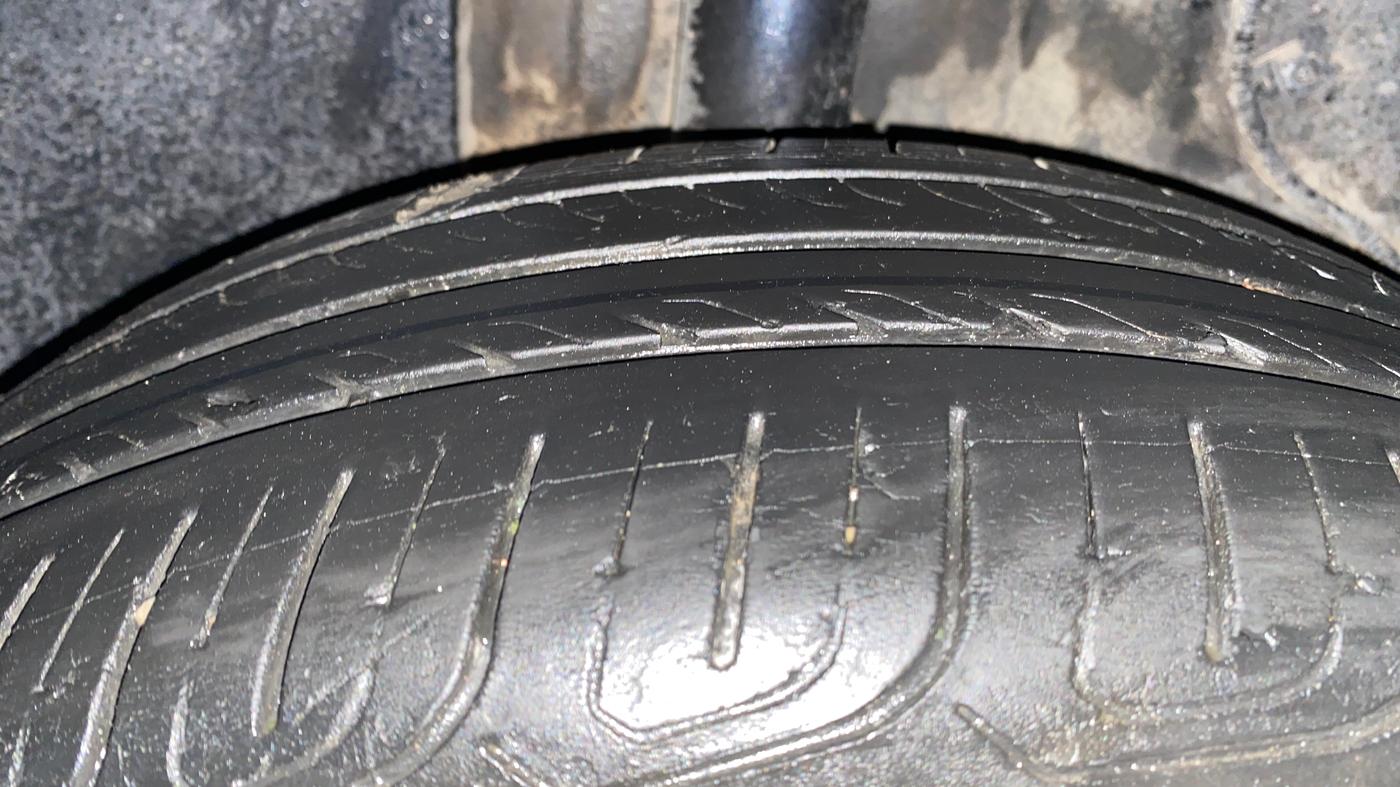 2022 Tata ALTROZ XZA, Petrol, Automatic, 49,557 km, Right Rear Tyre Tread