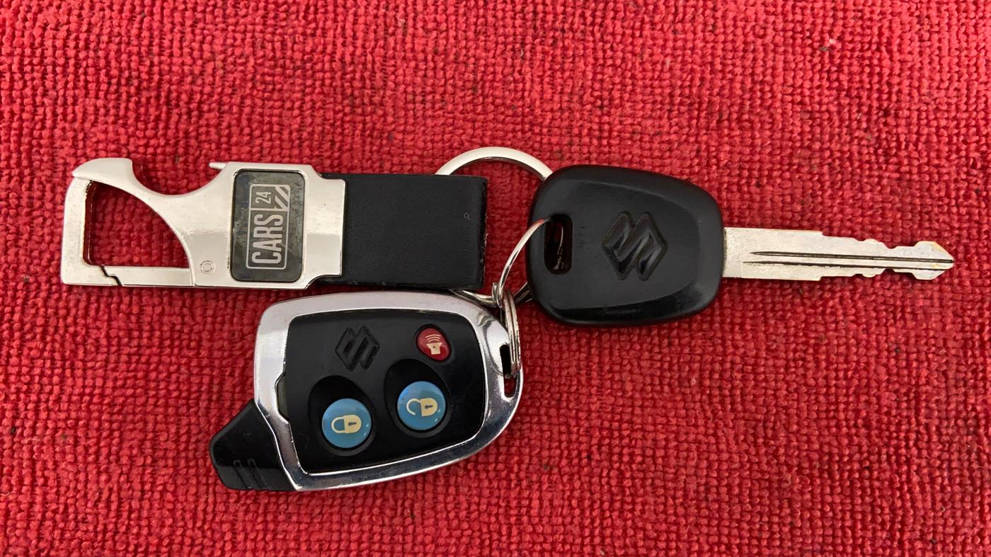 2015 Maruti Ritz LXI, Petrol, Manual, 10,663 km, Key Close Up