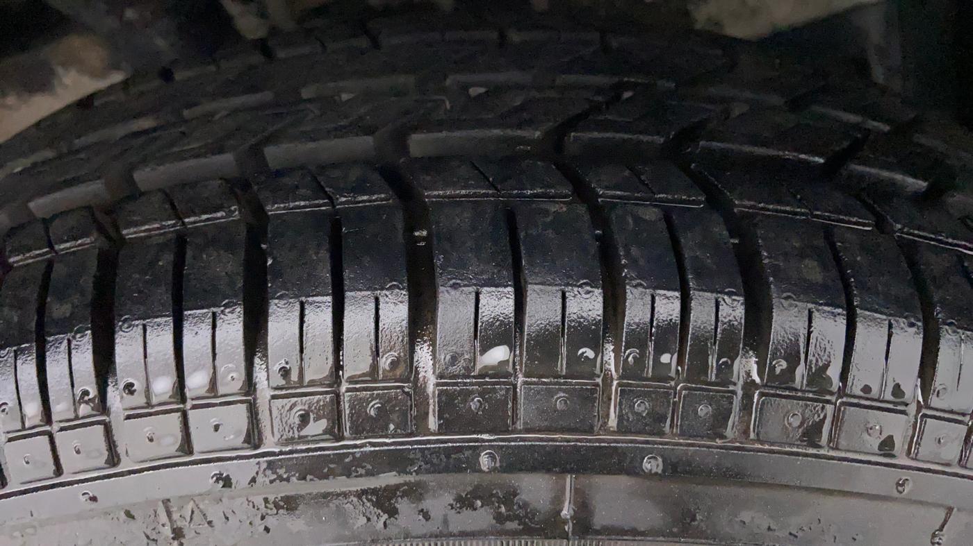 2015 Maruti Ritz LXI, Petrol, Manual, 10,663 km, Right Front Tyre Tread