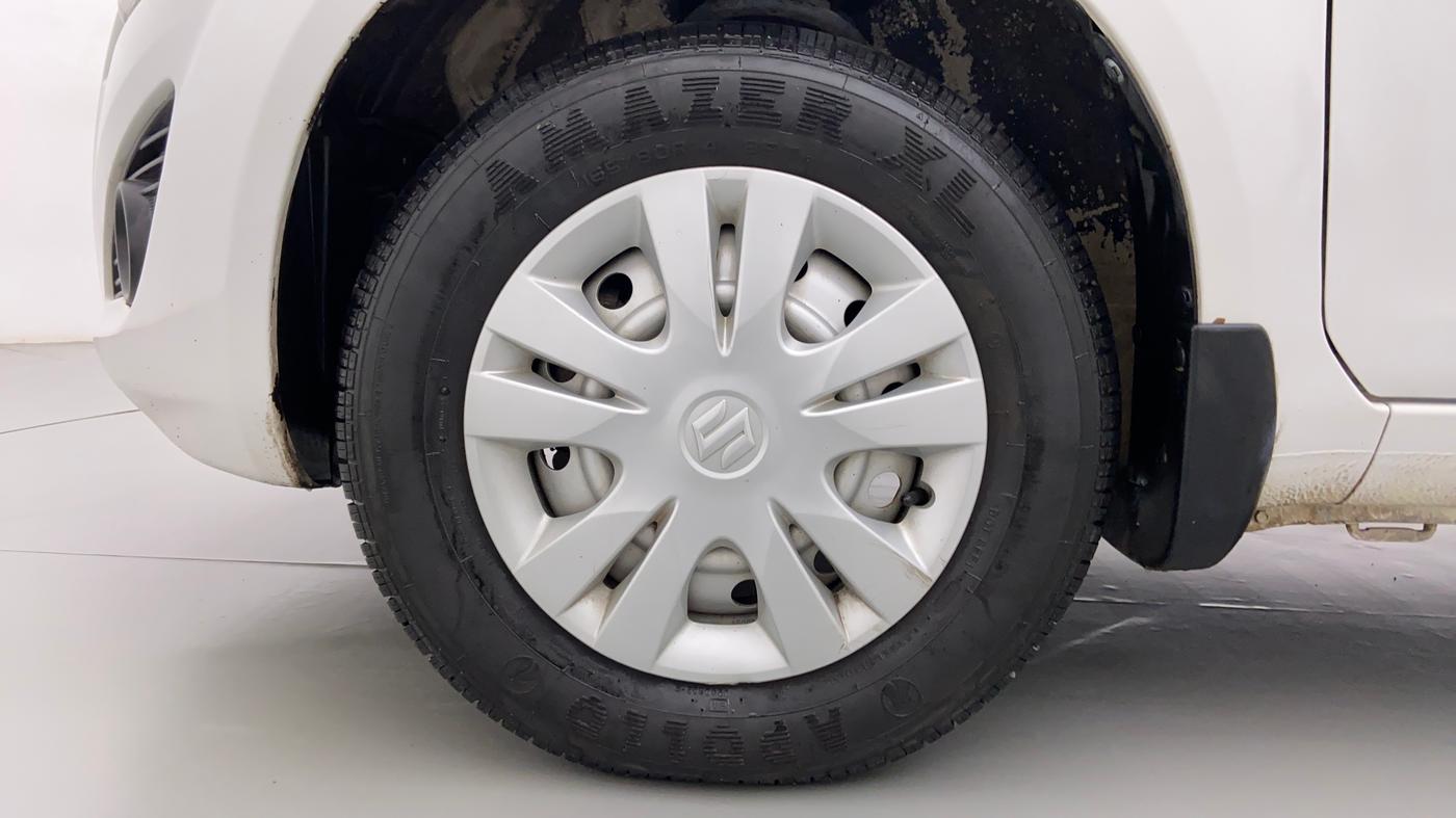 2015 Maruti Ritz LXI, Petrol, Manual, 10,663 km, Left Front Wheel