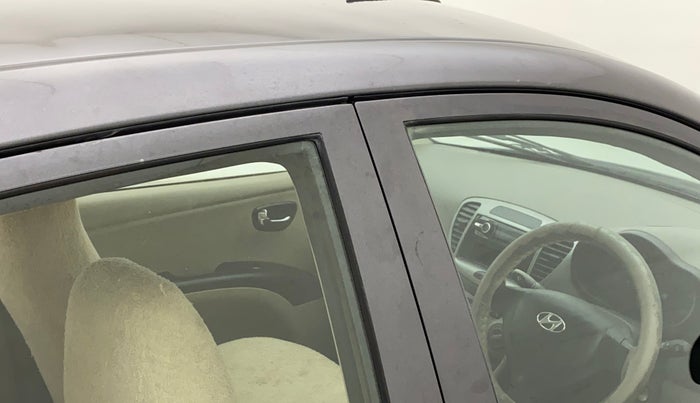 2011 Hyundai i10 MAGNA 1.2, Petrol, Manual, 65,632 km, Right B pillar - Minor scratches
