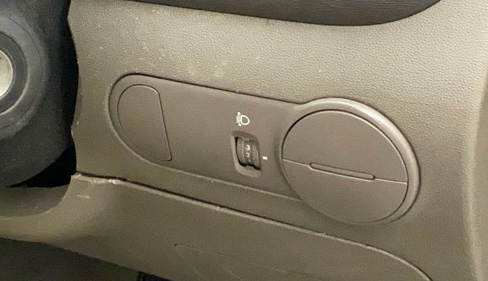 2011 Hyundai i10 MAGNA 1.2, Petrol, Manual, 65,632 km, Dashboard - Headlight height adjustment not working