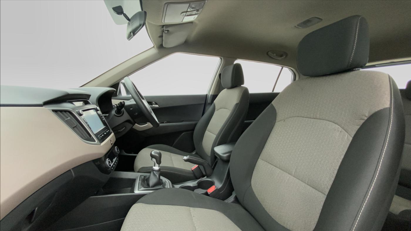 2017 Hyundai Creta 1.6 SX PLUS DIESEL, Diesel, Manual, 78,836 km, Right Side Front Door Cabin