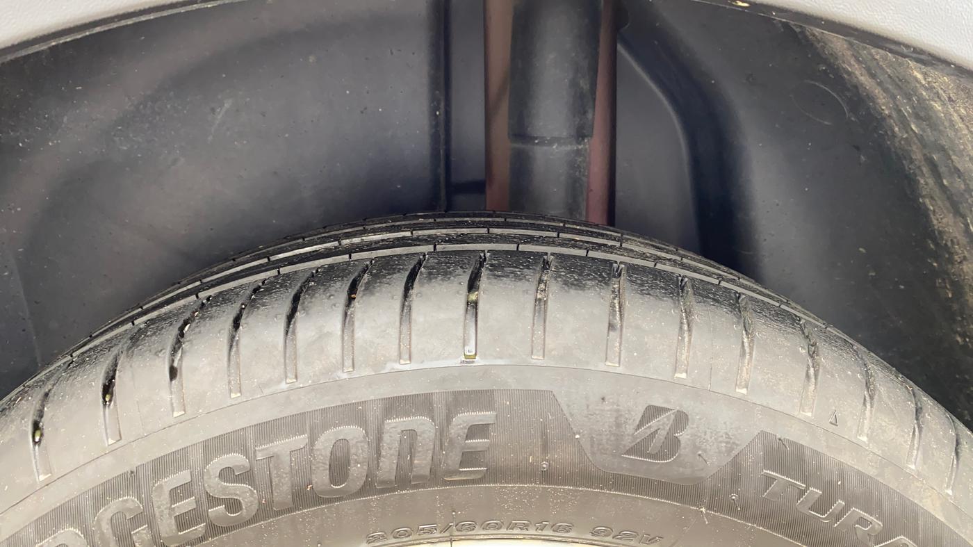 2022 Volkswagen TAIGUN HIGHLINE 1.0 TSI AT, Petrol, Automatic, 56,067 km, Left Rear Tyre Tread