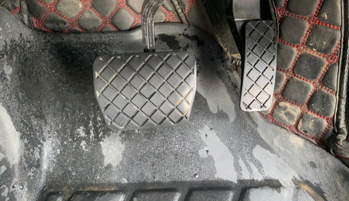 2022 Volkswagen TAIGUN HIGHLINE 1.0 TSI AT, Petrol, Automatic, 56,057 km, Pedals