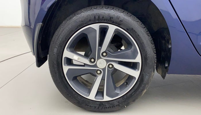 2022 Tata ALTROZ XZA PLUS, Petrol, Automatic, 23,458 km, Right Rear Wheel