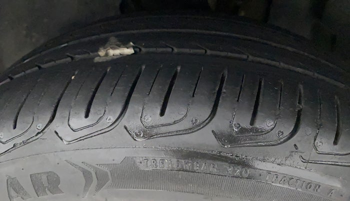 2022 Tata ALTROZ XZA PLUS, Petrol, Automatic, 23,458 km, Left Front Tyre Tread
