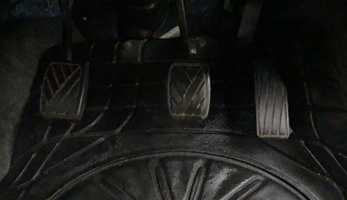 2018 Maruti Celerio VXI CNG, CNG, Manual, 38,117 km, Pedals