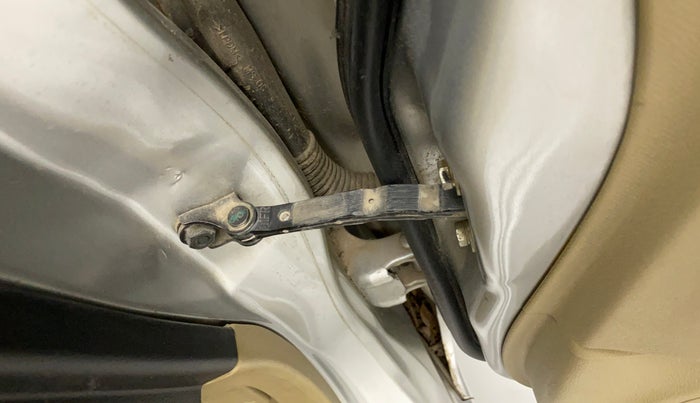 2014 Honda Amaze 1.2L I-VTEC S, Petrol, Manual, 46,599 km, Driver-side door - Checker assembly is not functional