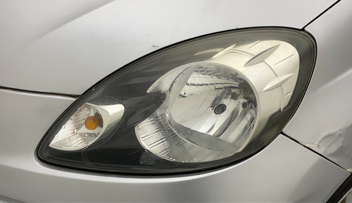 2014 Honda Amaze 1.2L I-VTEC S, Petrol, Manual, 46,599 km, Left headlight - Minor scratches