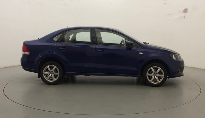 2012 Volkswagen Vento HIGHLINE 1.6 MPI, Petrol, Manual, 93,393 km, Right Side
