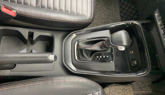 2021 KIA SONET GTX PLUS 1.5 AT, Diesel, Automatic, 63,914 km, Gear Lever