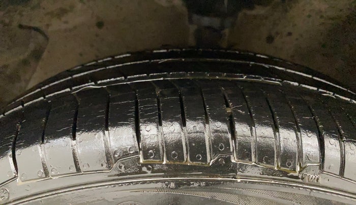 2014 Hyundai i20 MAGNA 1.4 CRDI, Diesel, Manual, 54,063 km, Left Front Tyre Tread