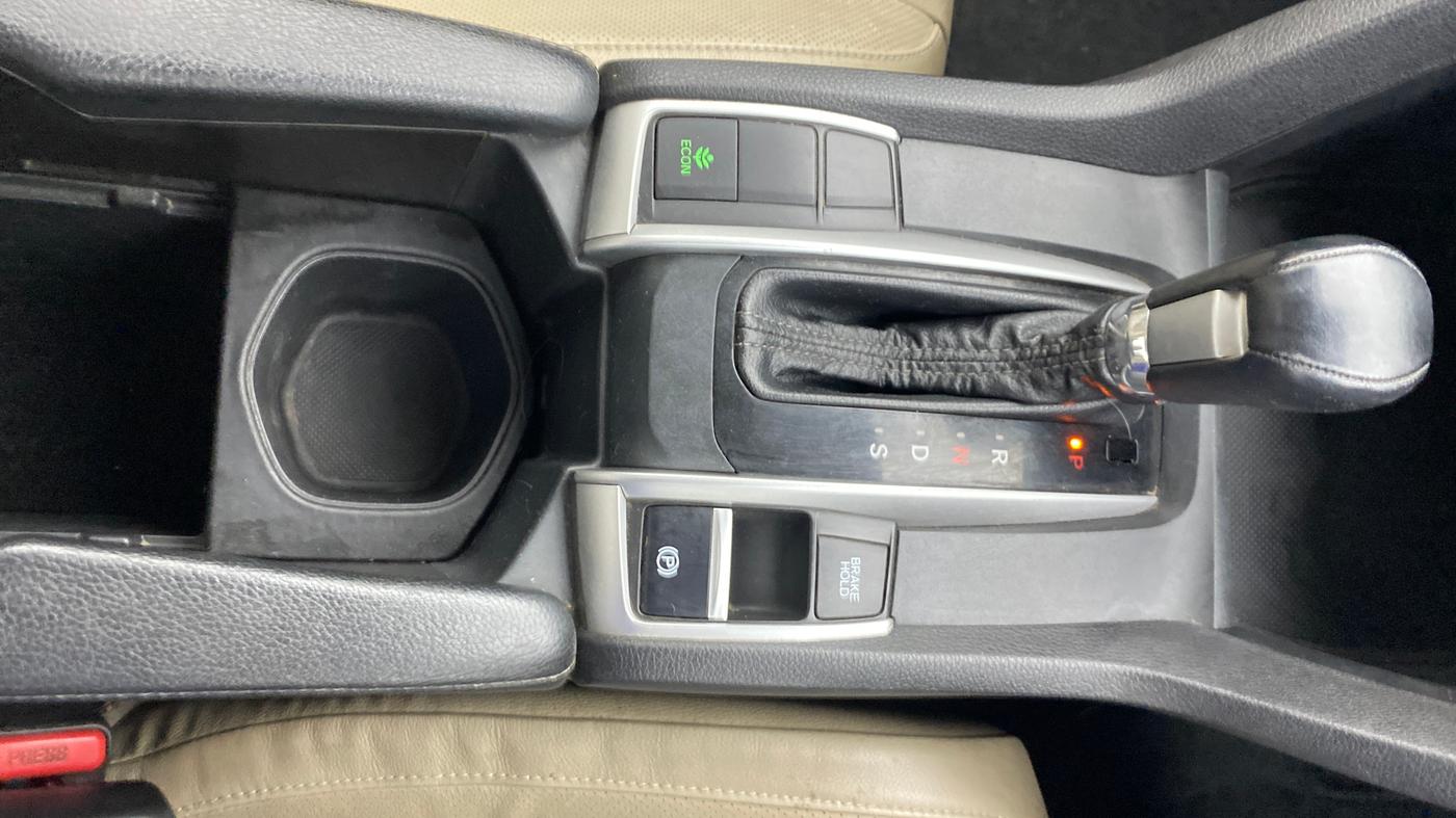 2019 Honda Civic 1.8L I-VTEC ZX CVT, Petrol, Automatic, 1,03,549 km, Gear Lever