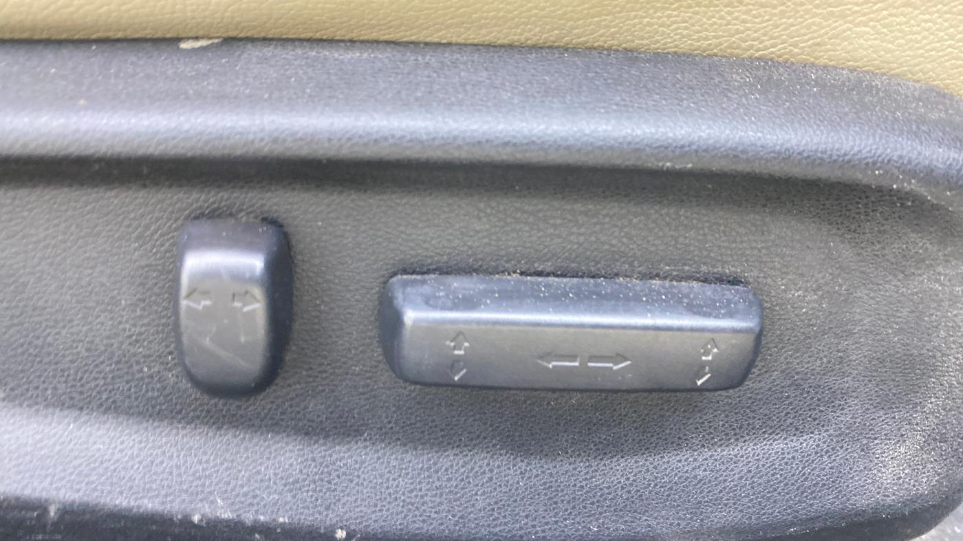 2019 Honda Civic 1.8L I-VTEC ZX CVT, Petrol, Automatic, 1,03,549 km, Driver Side Adjustment Panel
