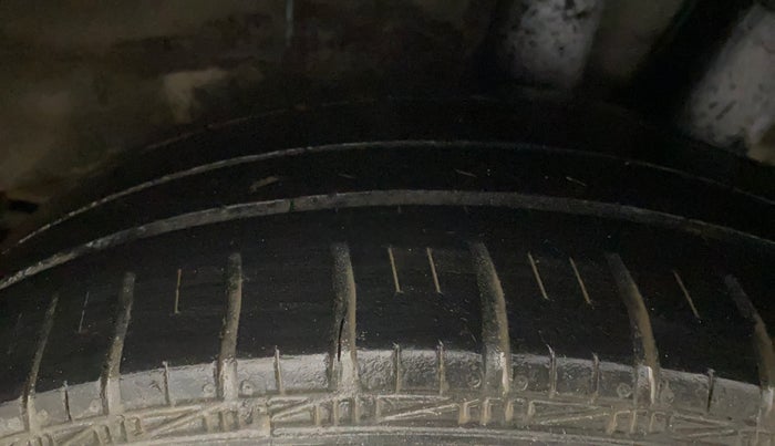 2014 Hyundai Xcent S 1.2, Petrol, Manual, 76,524 km, Left Rear Tyre Tread