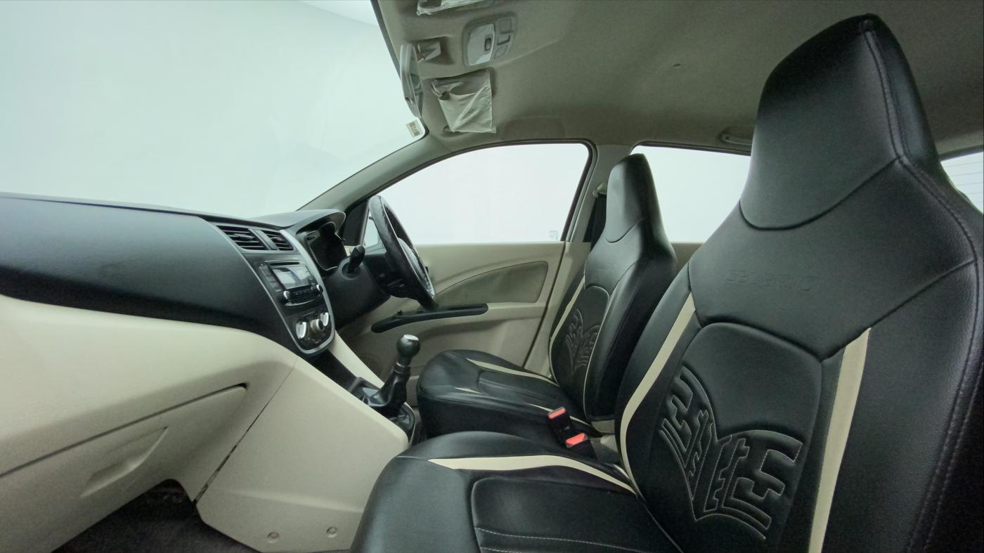 2018 Maruti Celerio ZXI, CNG, Manual, 1,00,388 km, Right Side Front Door Cabin