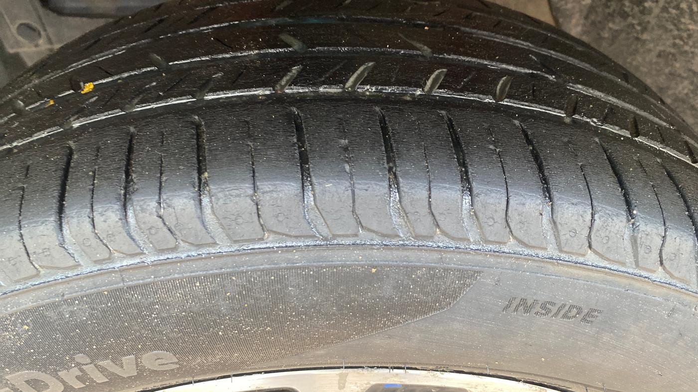 2021 Maruti Vitara Brezza ZXI PLUS, Petrol, Manual, 75,171 km, Left Front Tyre Tread