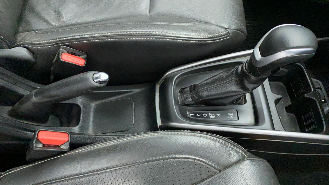 2019 Maruti XL6 ALPHA AT SHVS, Petrol, Automatic, 41,746 km, Gear Lever
