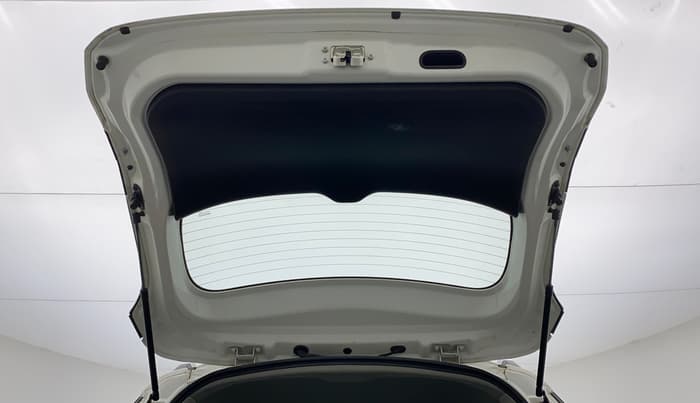2019 Maruti XL6 ALPHA AT SHVS, Petrol, Automatic, 41,746 km, Boot Door Open
